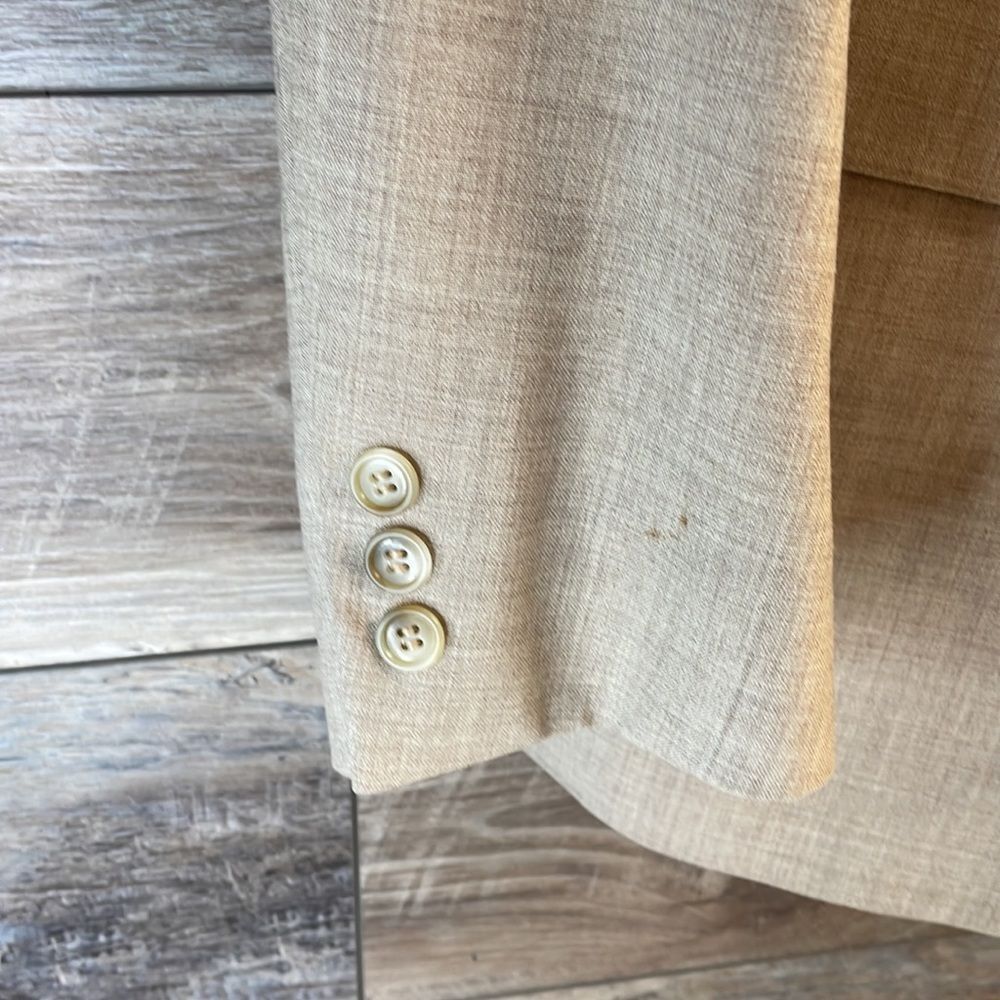 Men’s 3 pc Tan Dress Suit Size 42R, Made in Poland - Picture 4 of 13